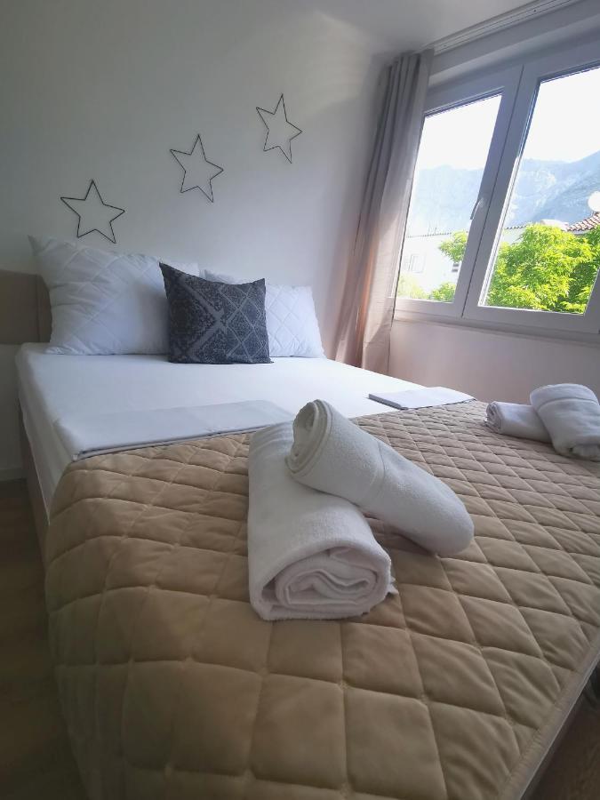 City Center Apartment Bravos Макарська Екстер'єр фото