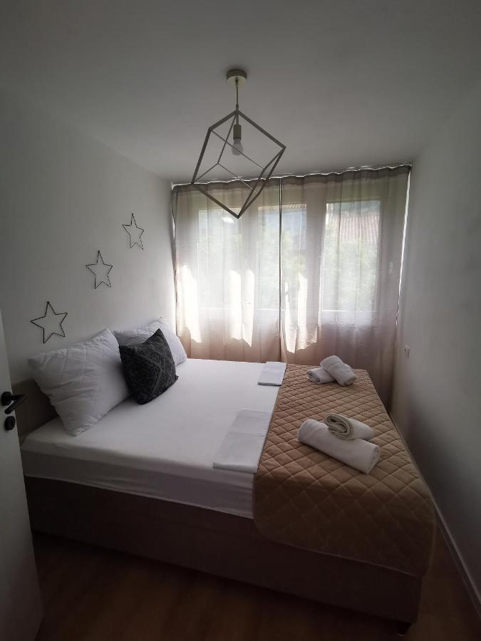 City Center Apartment Bravos Макарська Екстер'єр фото