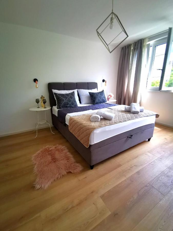 City Center Apartment Bravos Макарська Екстер'єр фото