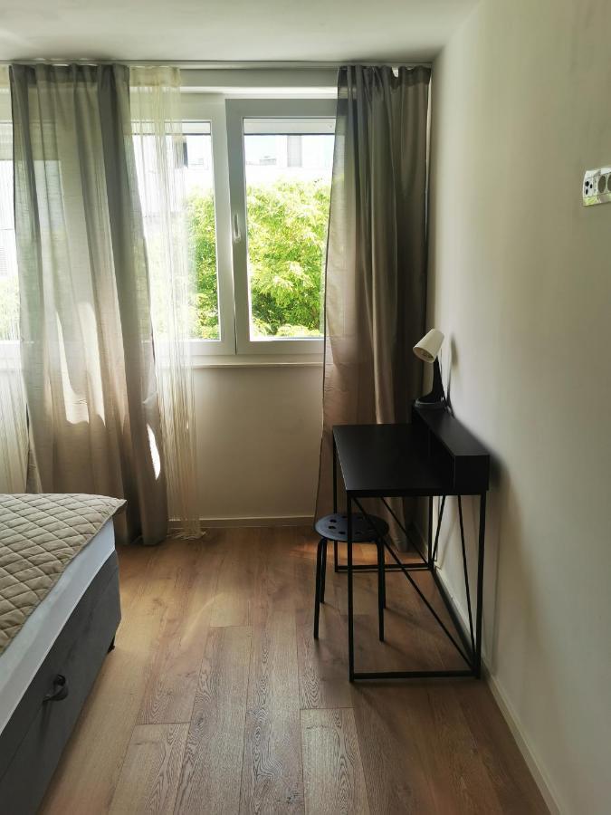 City Center Apartment Bravos Макарська Екстер'єр фото